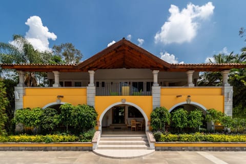 Property building, Facade/entrance