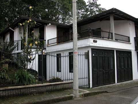 Casa de la Ciencia Villa in Salento