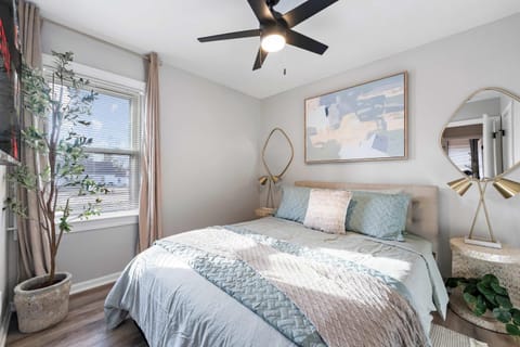 Perfect Location Near Ohare LCP Collection House in Northlake