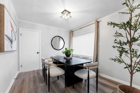 Perfect Location Near Ohare LCP Collection House in Northlake