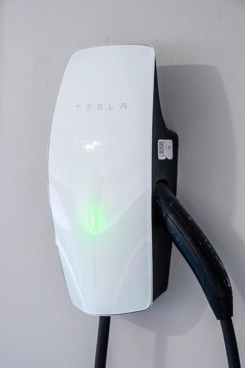 ND Luxury Townhome 8 min to ND Stadium! Apartment in Roseland