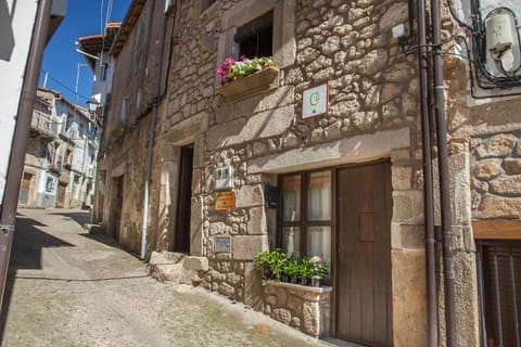 Facade/entrance, Street view