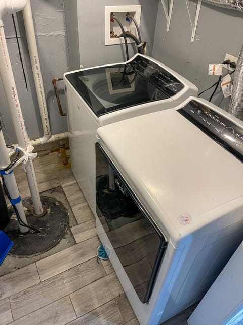 Home Away From Home House in Evanston