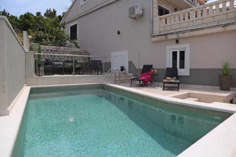 Seaside apartments with a swimming pool Tri Zala, Korcula - 558 Copropriété in Dubrovnik-Neretva County
