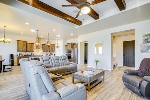 Private Hot Tub and Putting Green El Paso Getaway! House in El Paso