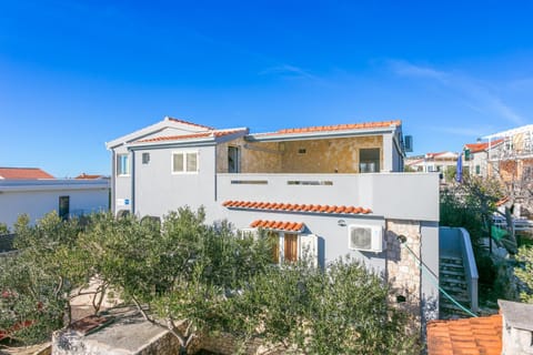 Apartments by the sea Sevid, Trogir - 4287 Apartment in Split-Dalmatia County