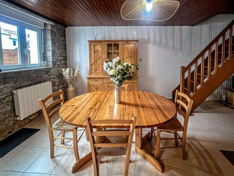 Étel - Maison rénovée 3 pièces cosy avec WiFi - FR-1-479-224 Villa in Étel