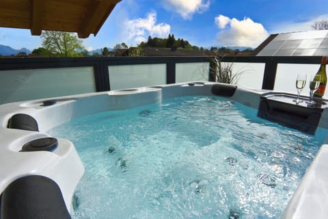 Hot Tub, Spa and wellness centre/facilities, Pool view