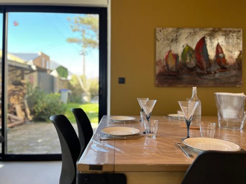 Les Tamaris - Grande Maison de Plage - Jacuzzi House in Jullouville