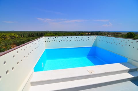 Bird's eye view, Swimming pool