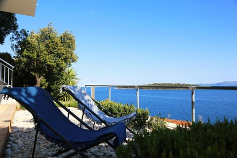 Location, children, Family