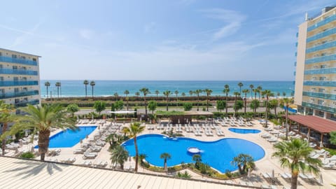 Golden Taurus Aquapark Resort Hotel in Maresme