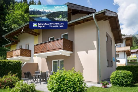 Property building, Facade/entrance, Off site