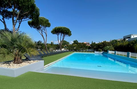 Pool view, Swimming pool