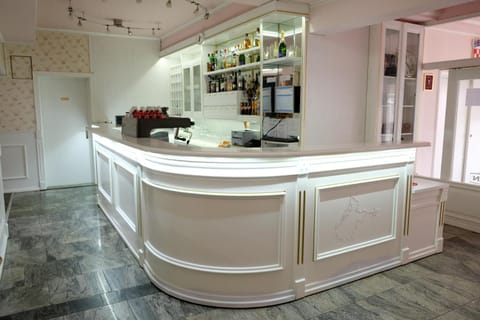 Lobby or reception, Lounge or bar