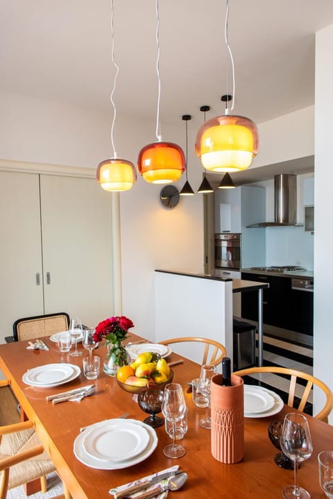 Dining area, kitchen
