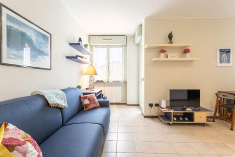 Kitchen or kitchenette, Living room, Dining area, Bedroom