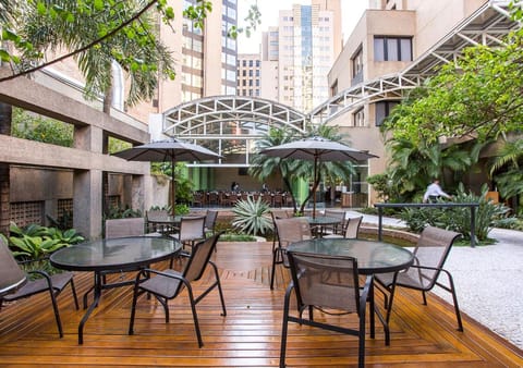 Restaurant/places to eat, Dining area, Garden view