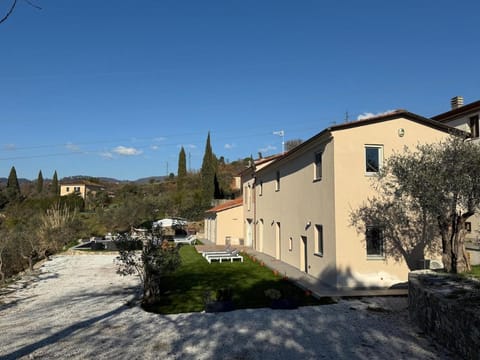 Villa Sensazione-Piscina, Sauna, Jacuzzi, BBQ Villa in Sarzana