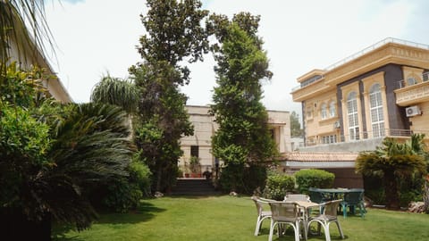Magnolia Boutique House Bed and Breakfast in Islamabad