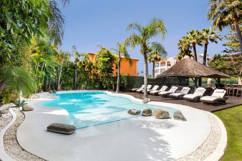 Los Molineros - 8 Bedroom Villa Villa in Marbella