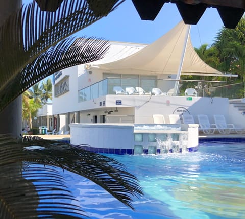 Pool view, Swimming pool