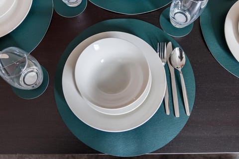 Cosy 4-BR Darlington Home Near Hospital-Sleeps 8! House in Darlington