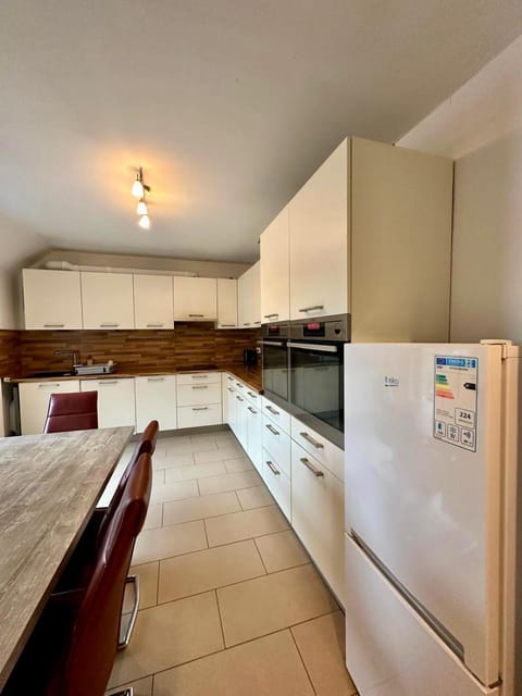 Kitchen or kitchenette, oven, stove