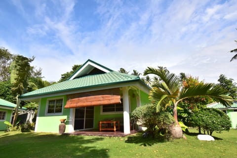 Greenland Residence House Bed and Breakfast in Central Visayas