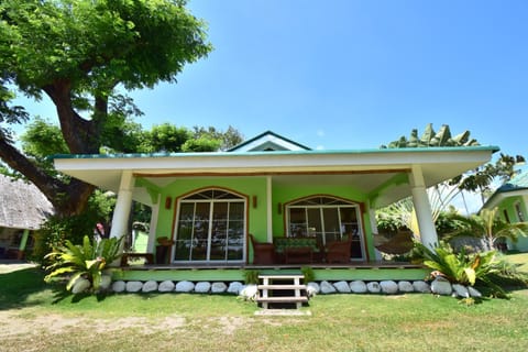 Greenland Residence House Bed and Breakfast in Central Visayas