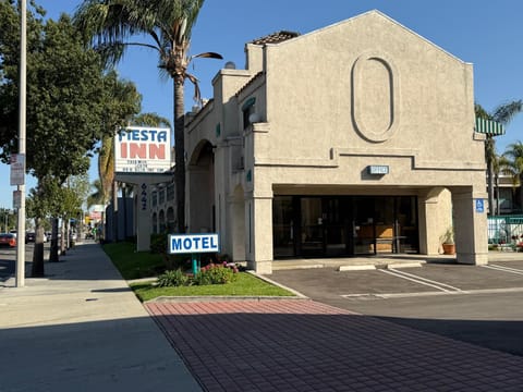 Property building, Street view