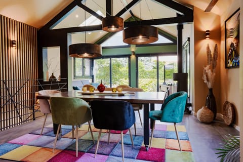 La Paradisiaque - Near Geneva, Pool, Calm & Mountain Apartment in Canton of Geneva