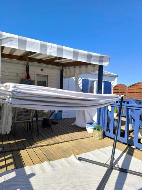 Balcony/Terrace, Balcony/Terrace