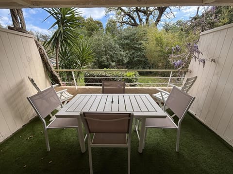 Summer Studio by Halldis Apartment in Saint-Tropez