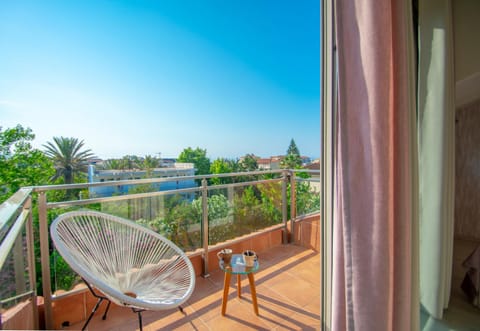 Balcony/Terrace, Garden view, Sea view