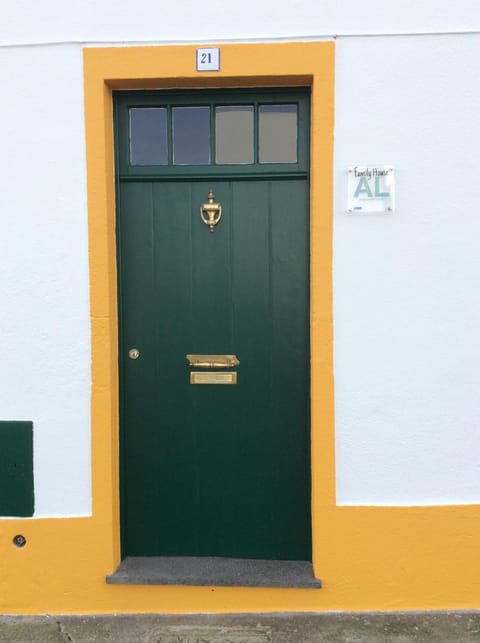 Family House Garden Haus in Ponta Delgada