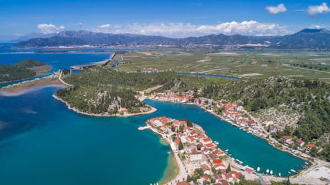 Apartments 7+ Condo in Dubrovnik-Neretva County