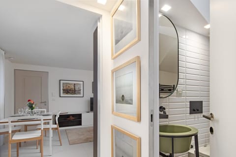 Shower, Bathroom, Living room, Dining area