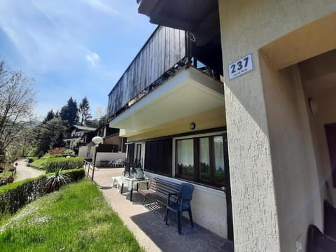 Property building, Day, Garden, View (from property/room), Balcony/Terrace, Garden view