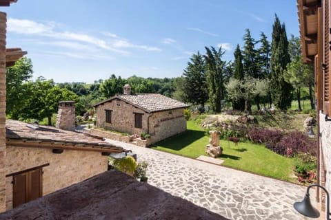 Umbrian Holiday on the enchanting hills of Todi! Villa in Umbria