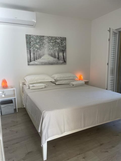 Mala Vila Apartment in Seline