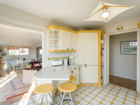 Plouharnel : Maison 7 pièces, 10 pers, Wifi, Animaux admis - FR-1-477-260 Villa in Carnac