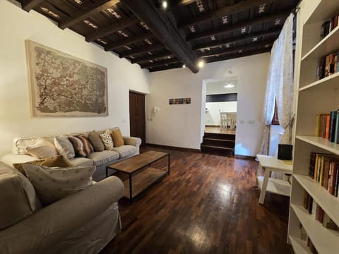 Library, Living room