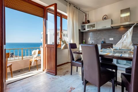 Dining area, Sea view