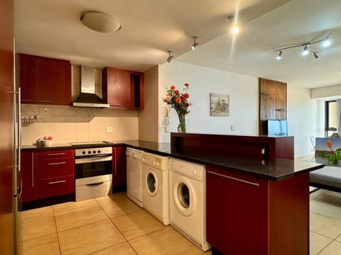 Kitchen or kitchenette, dishwasher, minibar, pet friendly, stove, washing machine, dryer