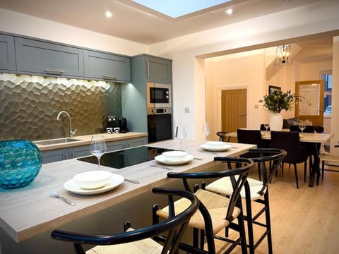 Tudor Hot Tub Family House House in Lytham St Annes