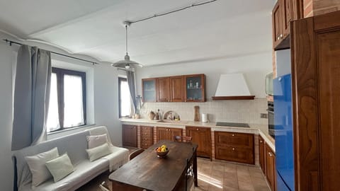 Sul lago Appartamenti Casa Del Lago con Piscina Acqua Salata Bed and Breakfast in Castiglione del Lago