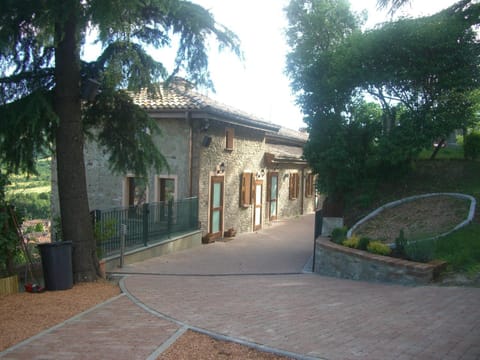 Castello di Marano sul Panaro - Room & Breakfast Übernachtung mit Frühstück in Emilia-Romagna