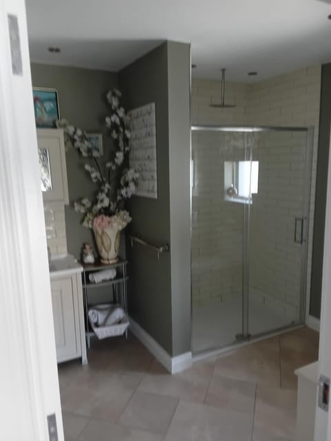 Robins Nest Apartment in Drogheda