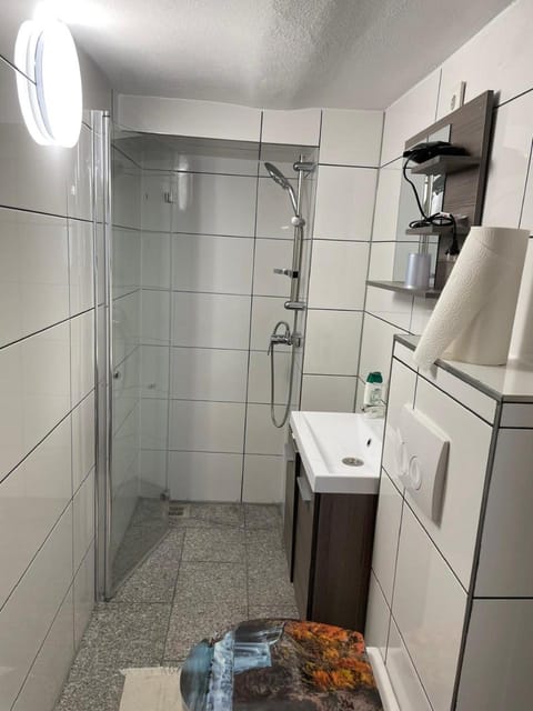 Pension-Einfach Übernacht in Rüdesheim am Rhein Vacation rental in Oestrich-Winkel